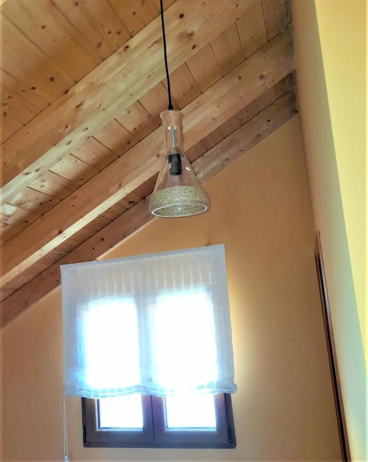 Casa Rural Del Tio Maino 贝塞里尔德拉谢拉 外观 照片